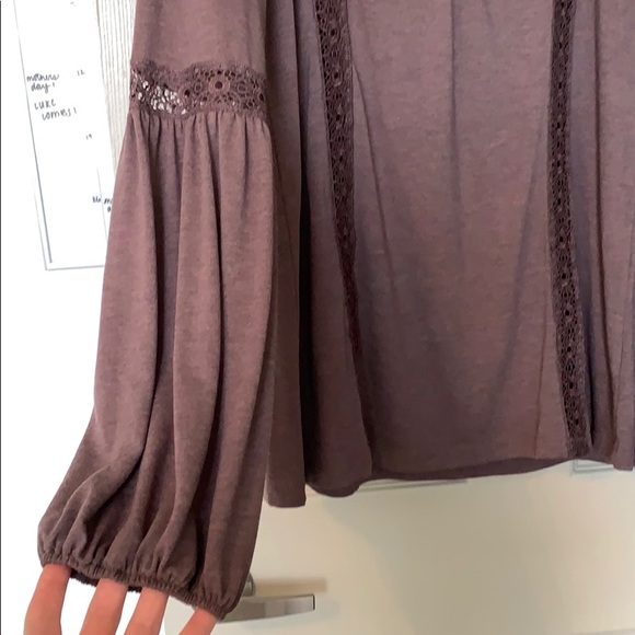 Charolette Russe blouse! - Picture 2 of 4